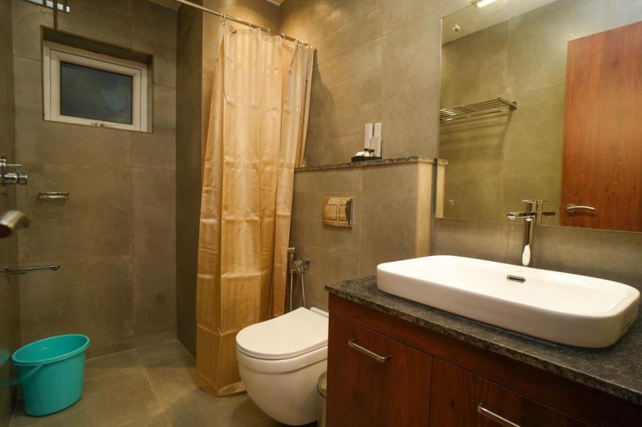 Отель Royalton Residency Mundakayam Экстерьер фото